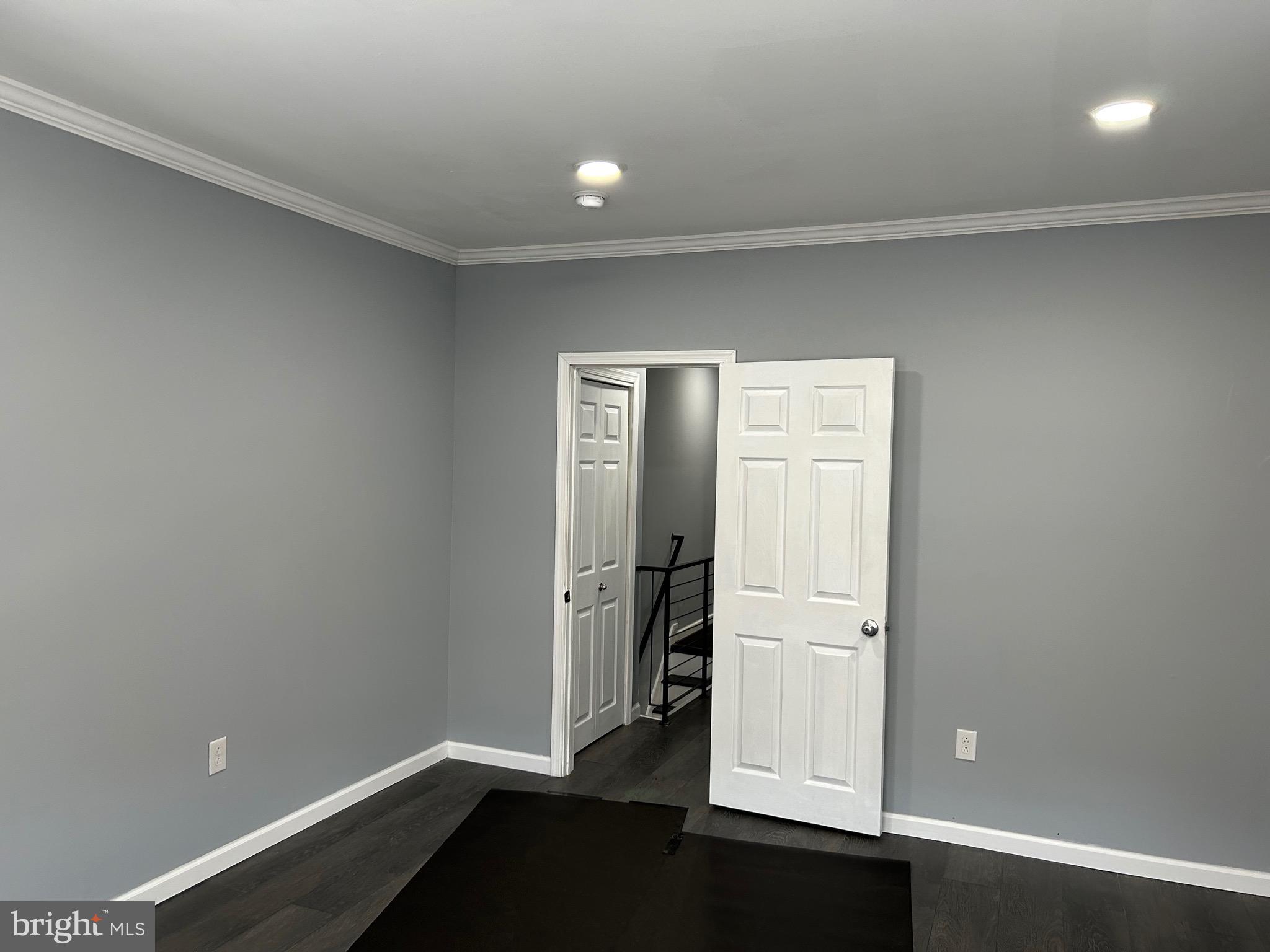 OVERBROOK - Residential