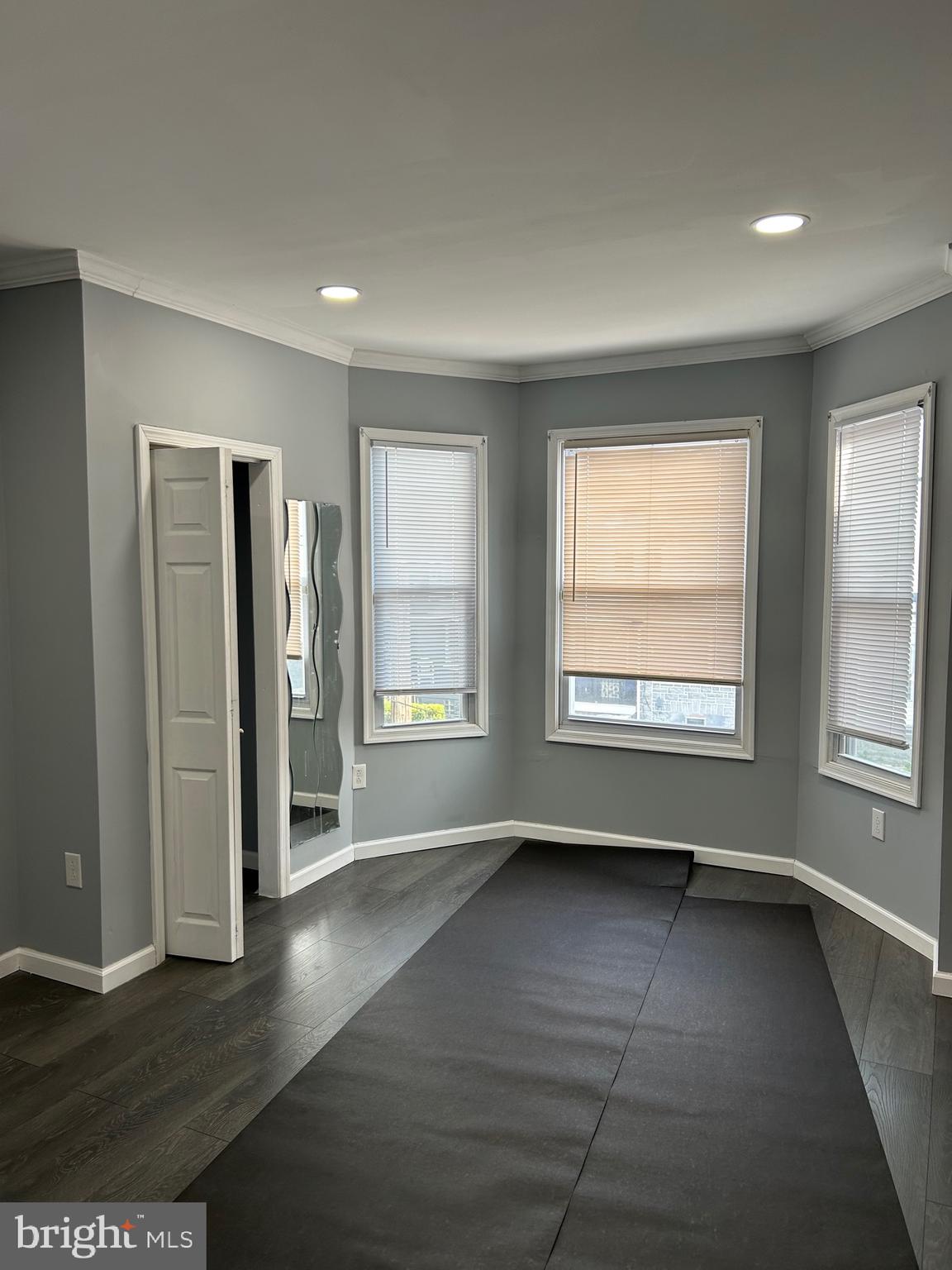 OVERBROOK - Residential