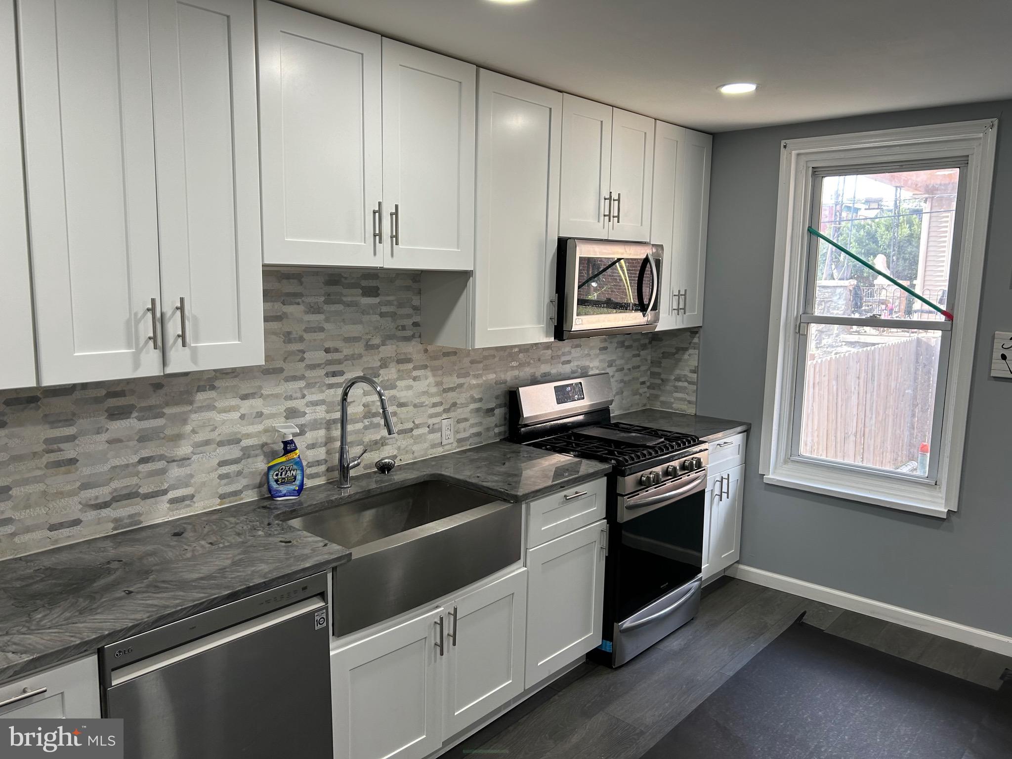 OVERBROOK - Residential