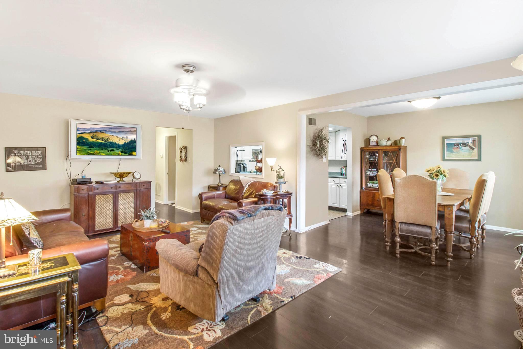 YARDLEY COMMONS - Residential