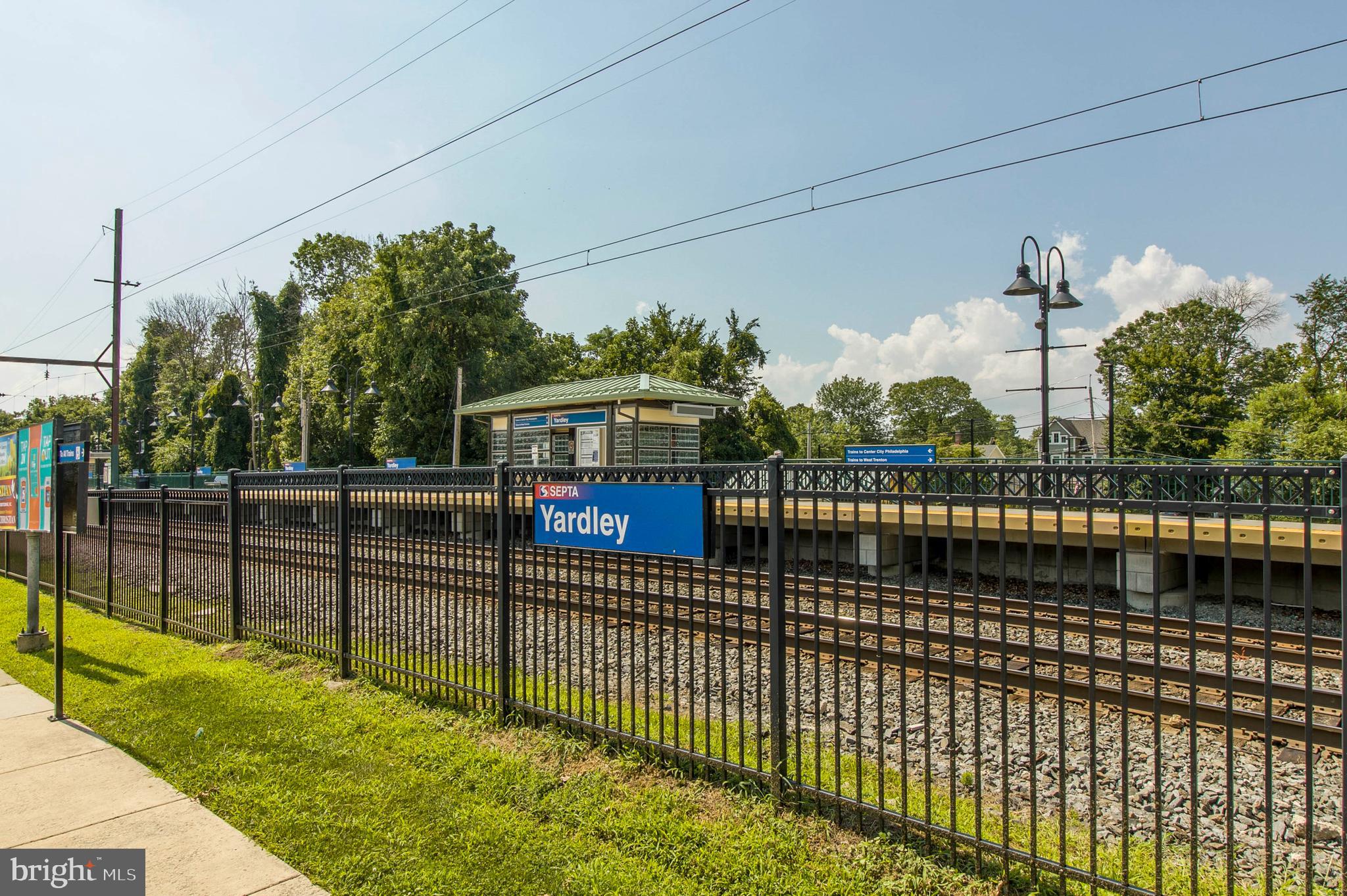 YARDLEY COMMONS - Residential