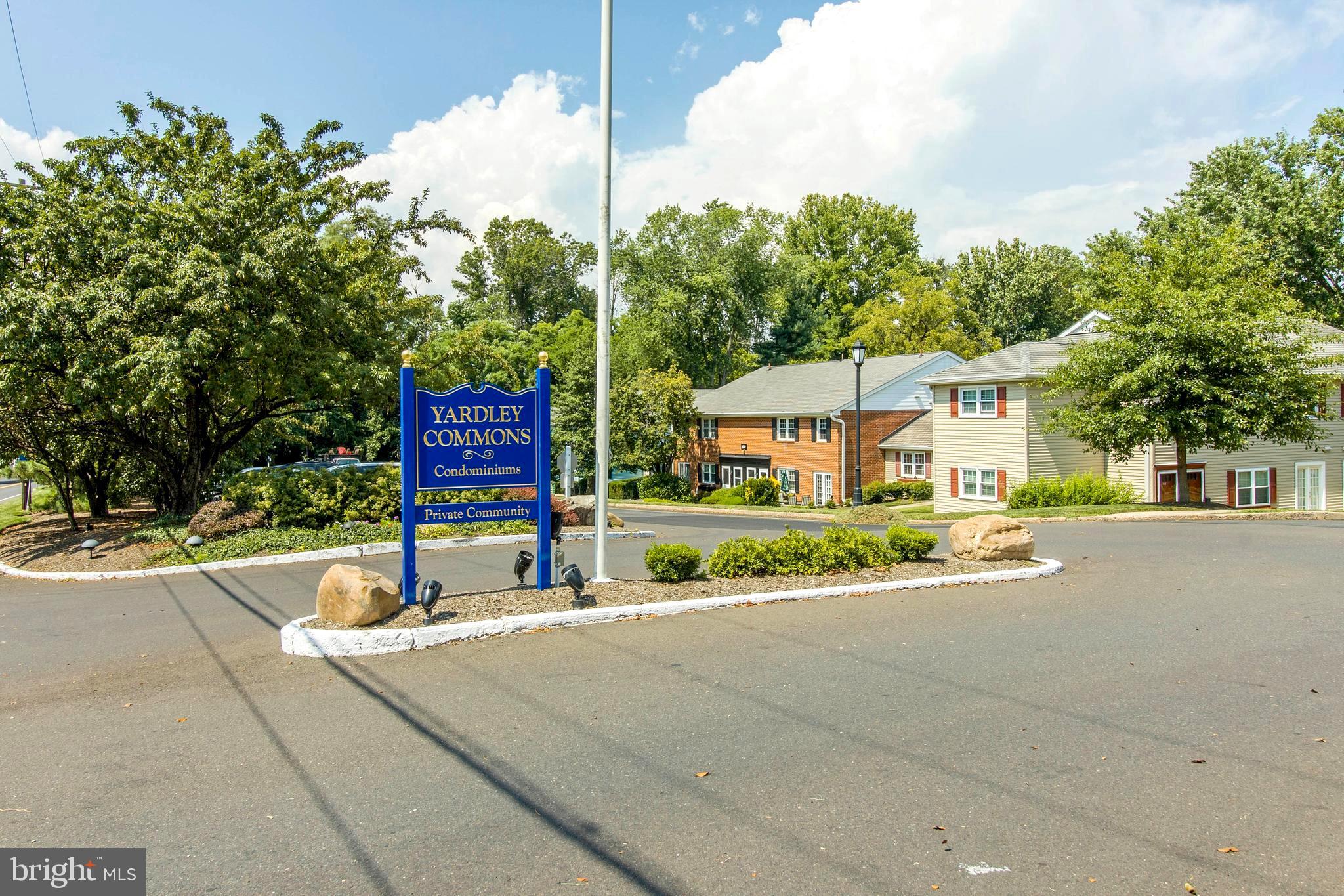 YARDLEY COMMONS - Residential