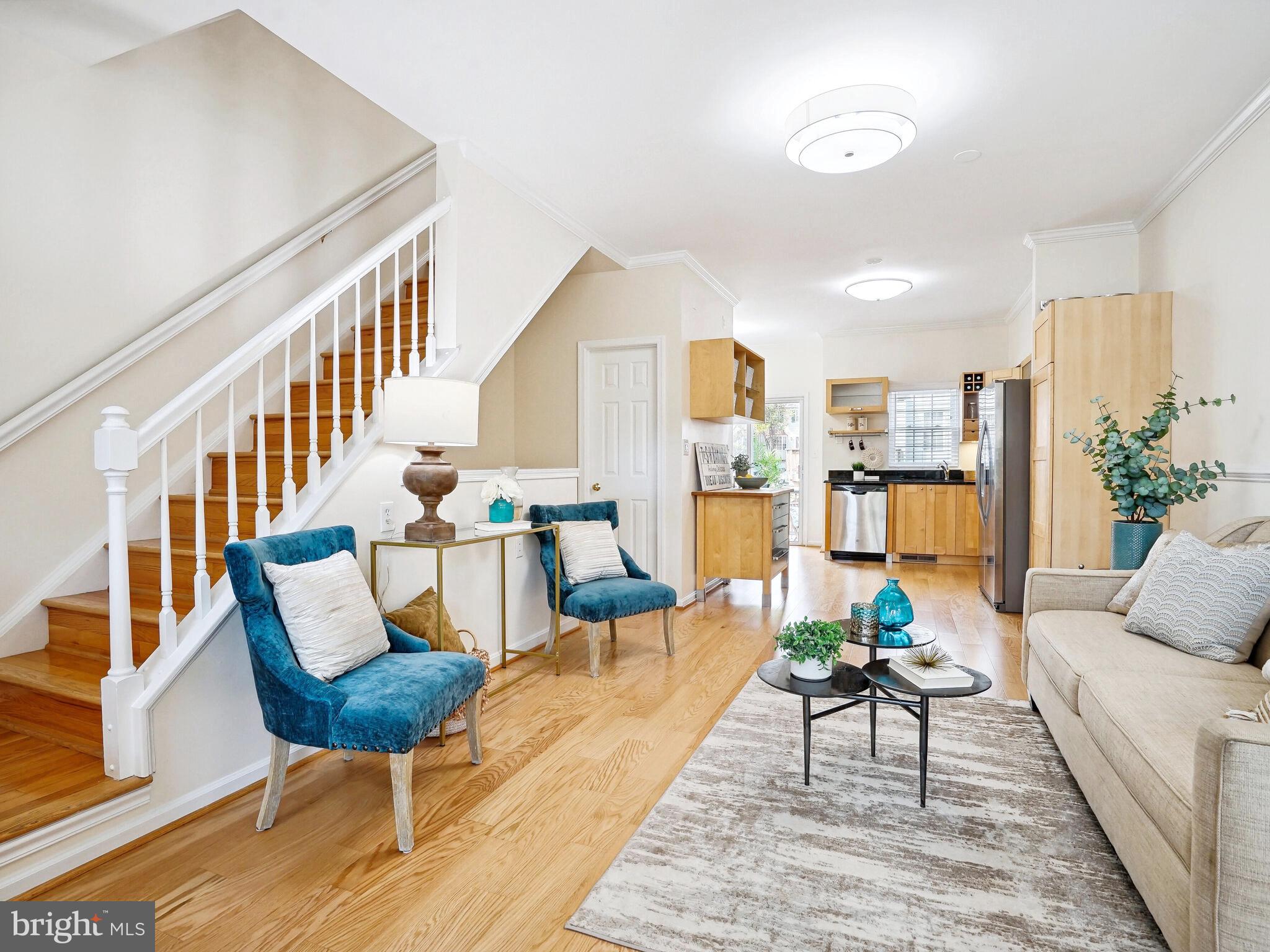 MONTCLAIR MEWS - Residential