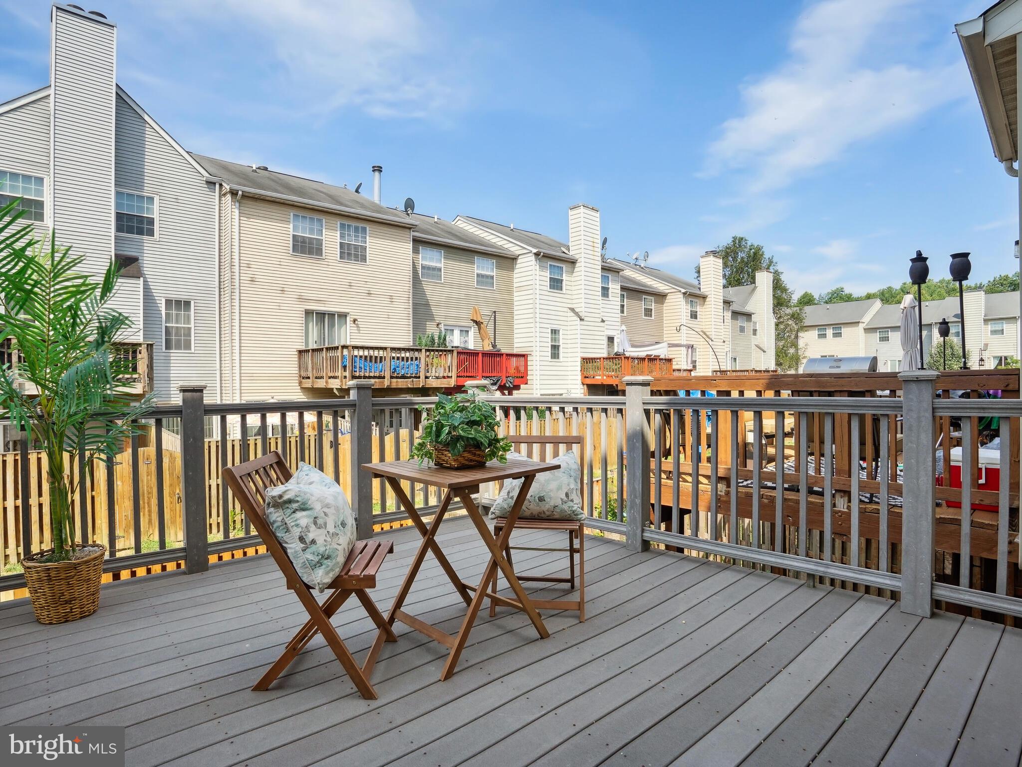 MONTCLAIR MEWS - Residential