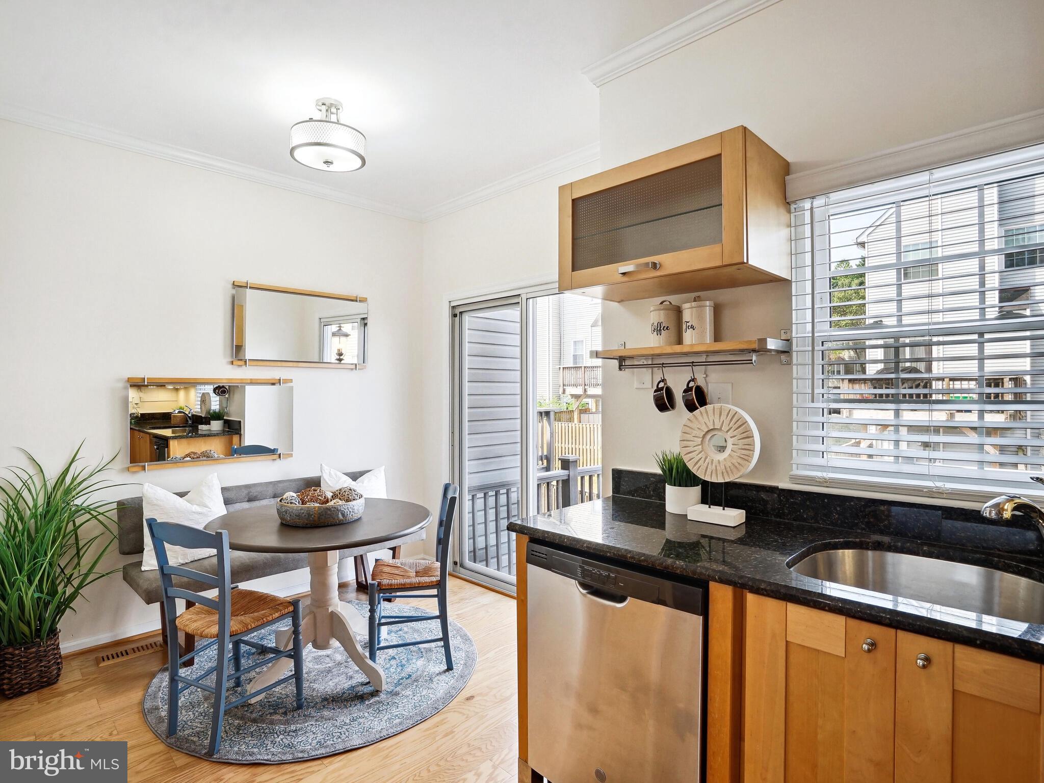 MONTCLAIR MEWS - Residential