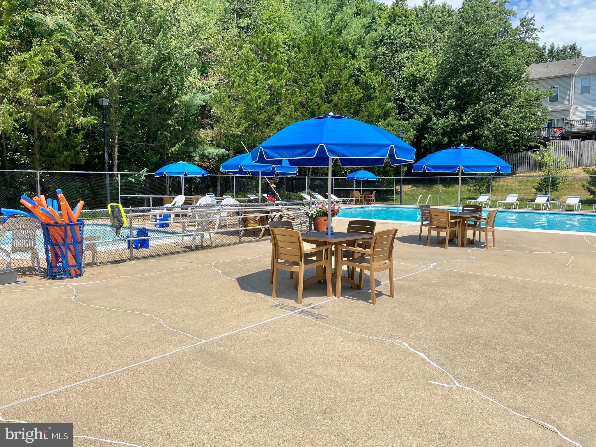 MONTCLAIR MEWS - Residential