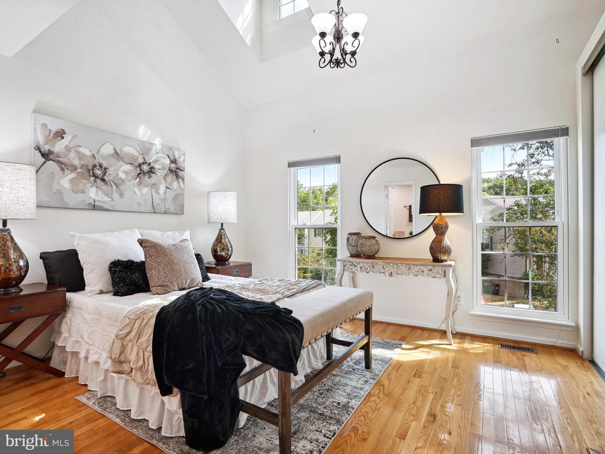 MONTCLAIR MEWS - Residential