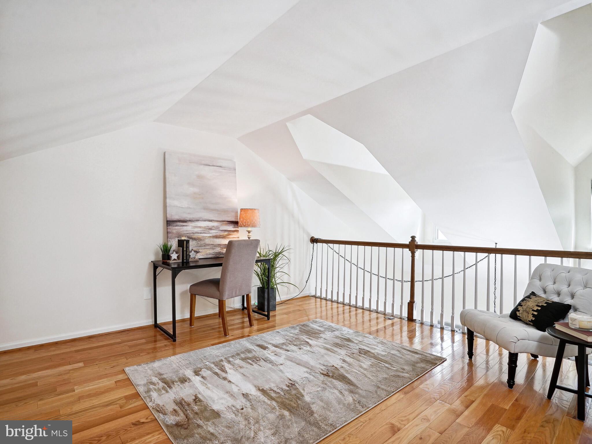 MONTCLAIR MEWS - Residential