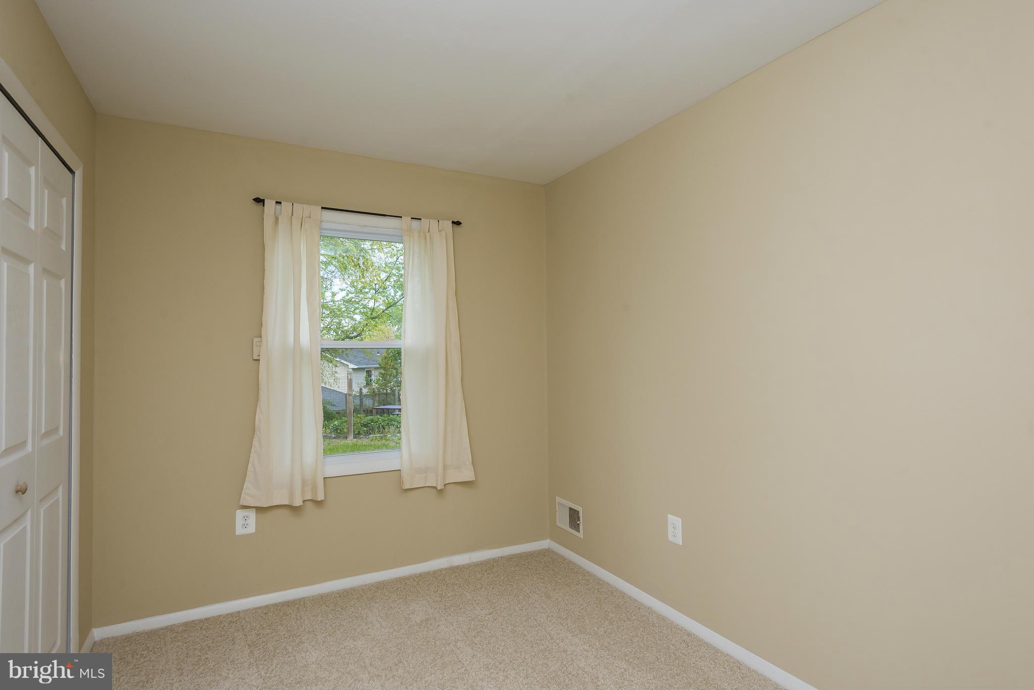 THE PROVINCES - Residential