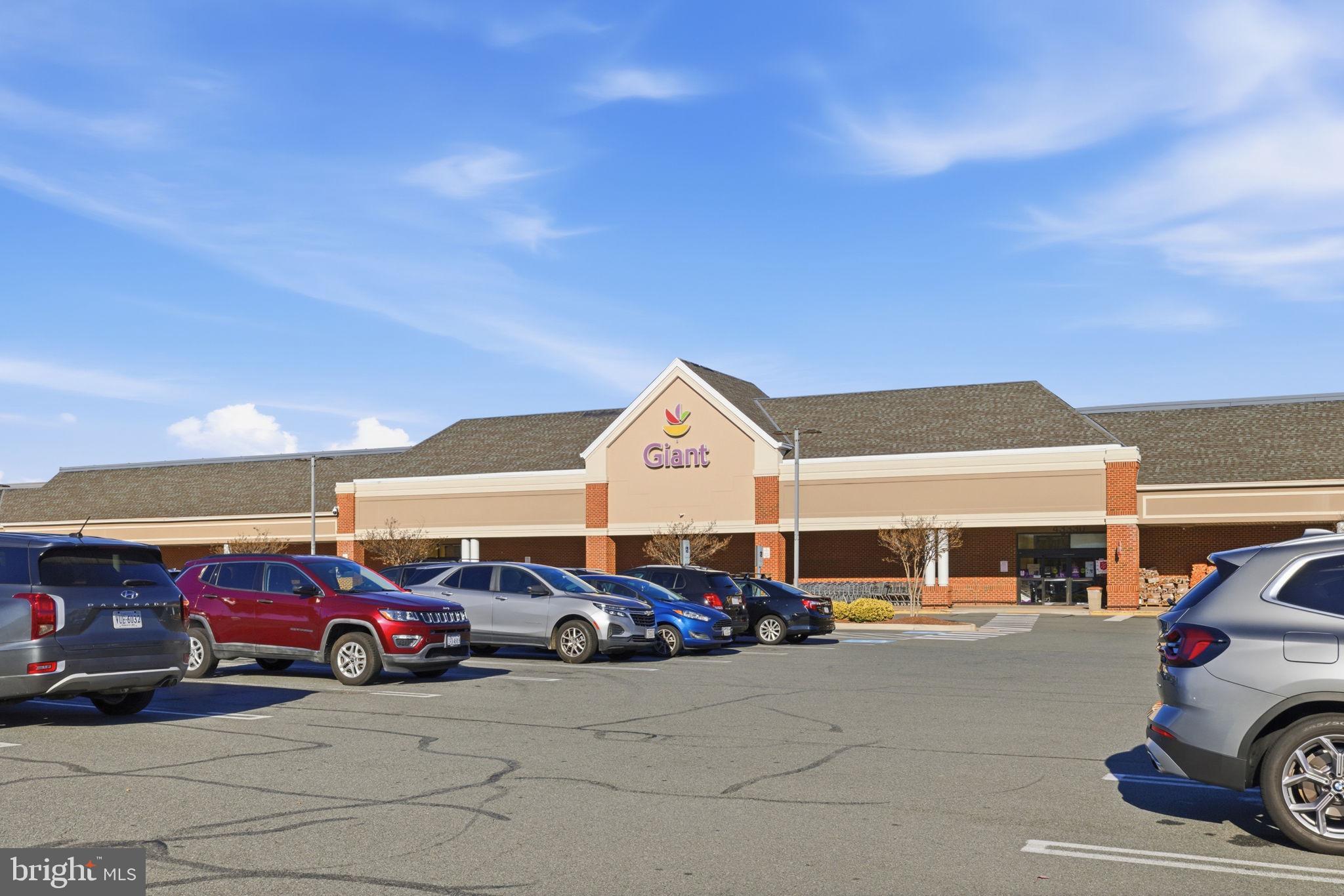 ASHBURN FARM - Residential