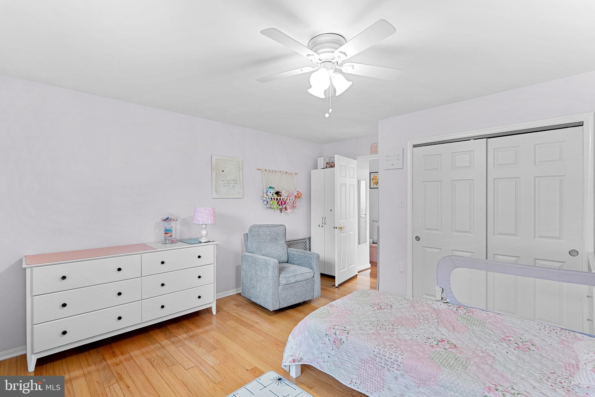 BURKE CENTRE - Residential