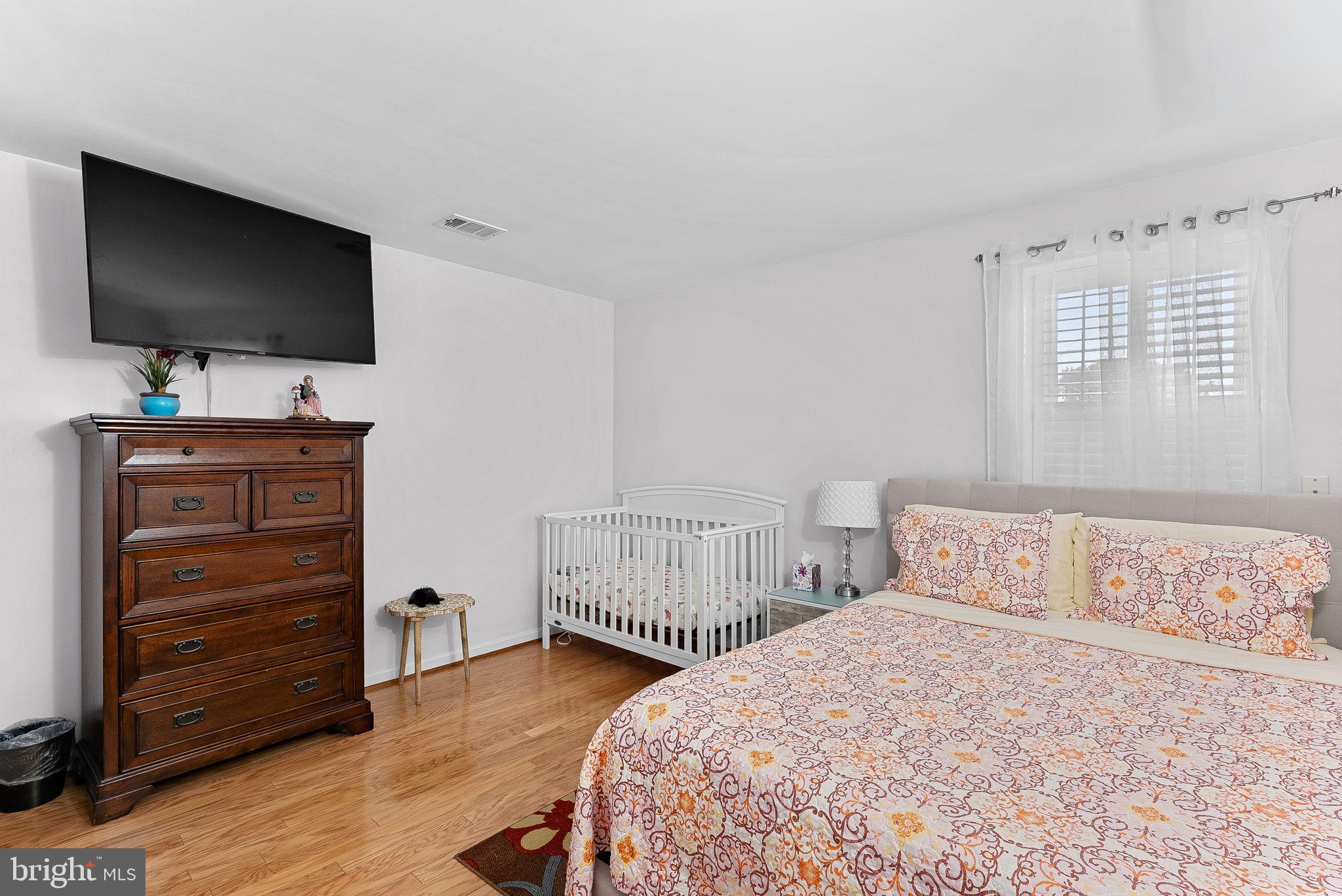 BURKE CENTRE - Residential