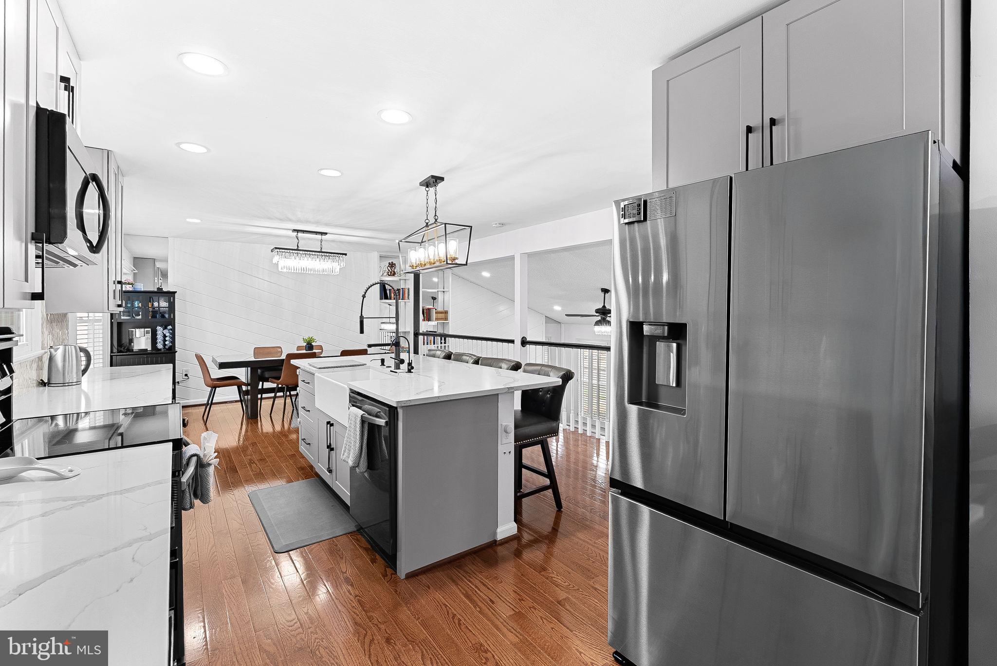 BURKE CENTRE - Residential