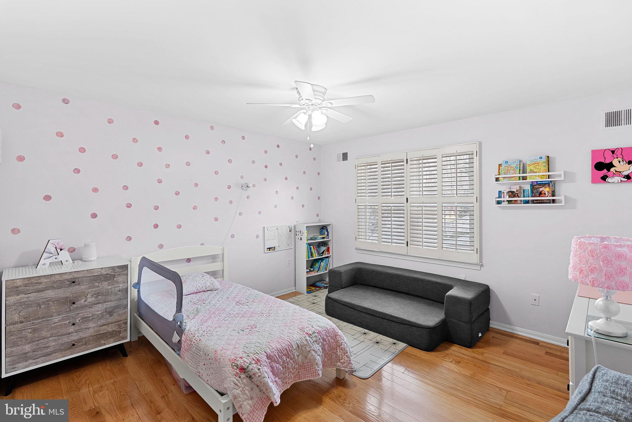 BURKE CENTRE - Residential