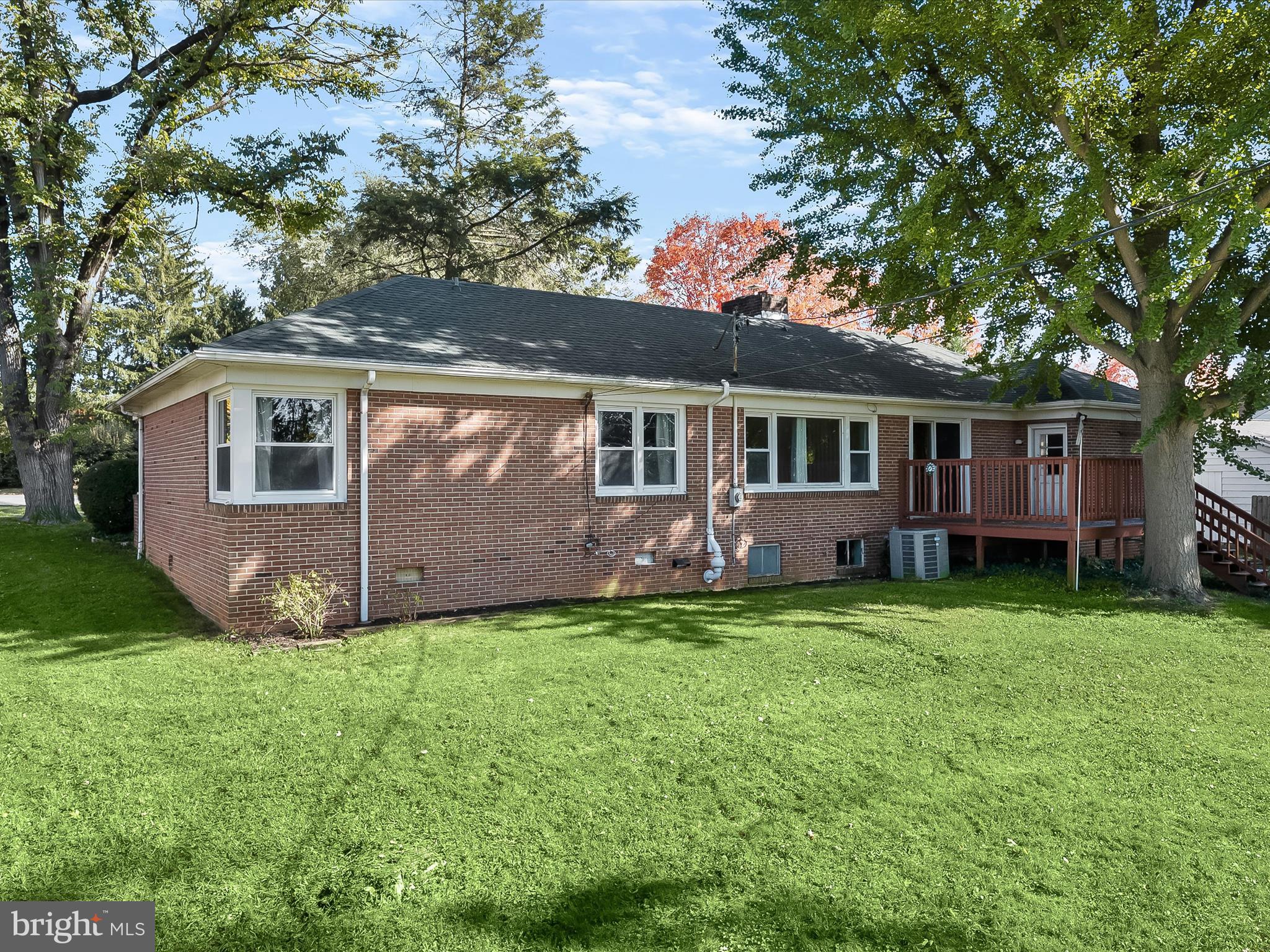 FOUNTAIN HEAD - Residential