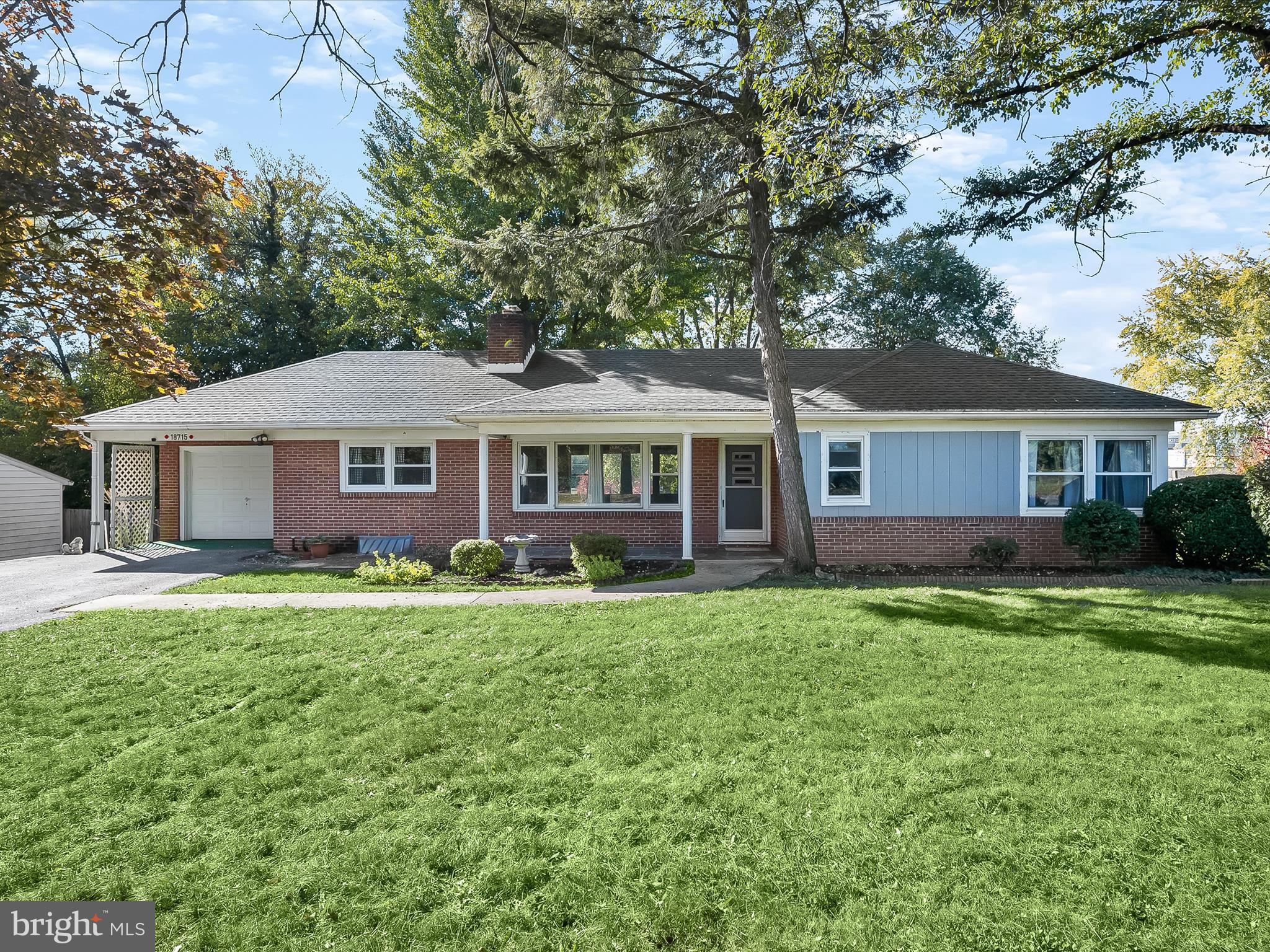 FOUNTAIN HEAD - Residential