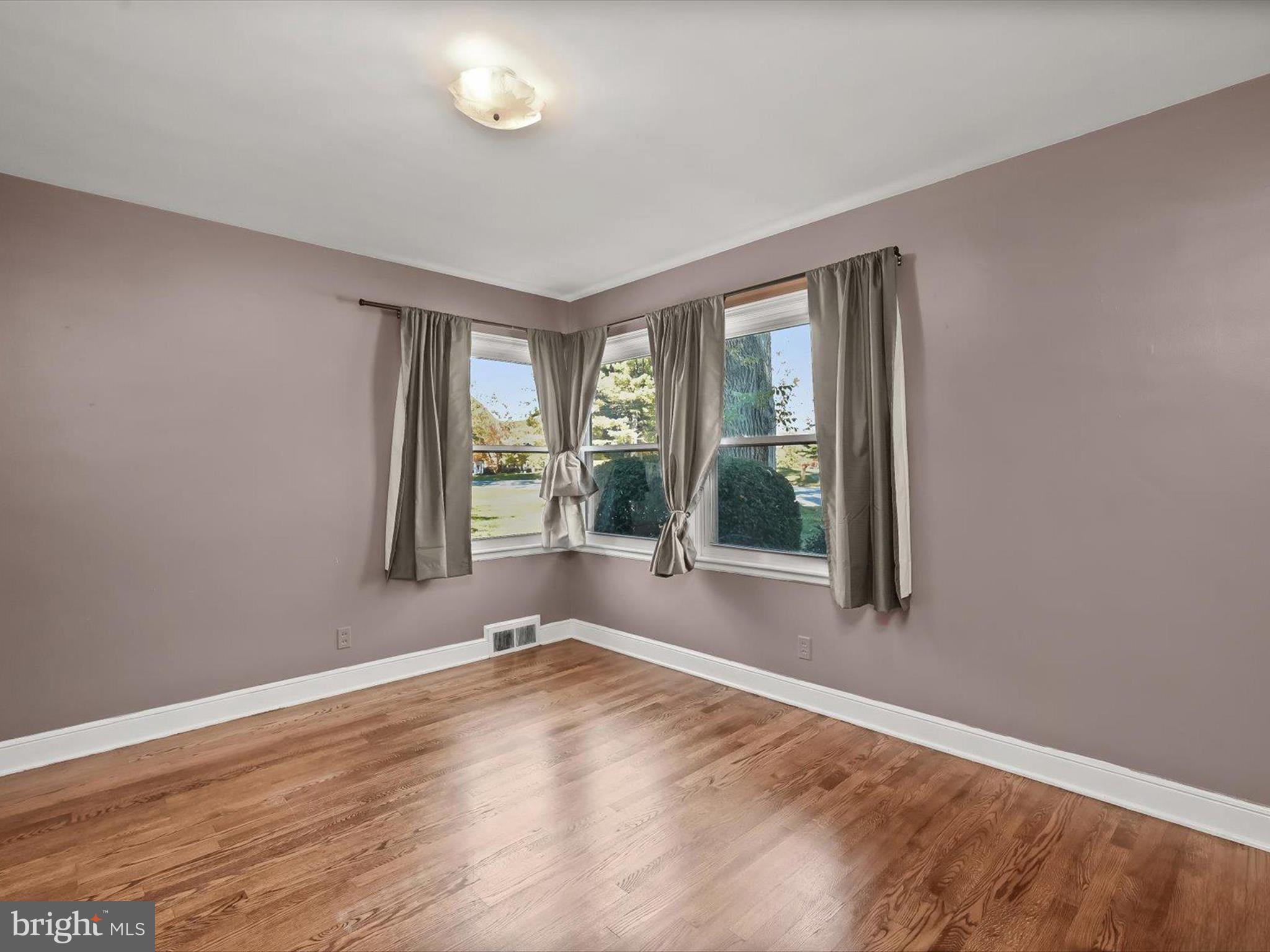 FOUNTAIN HEAD - Residential