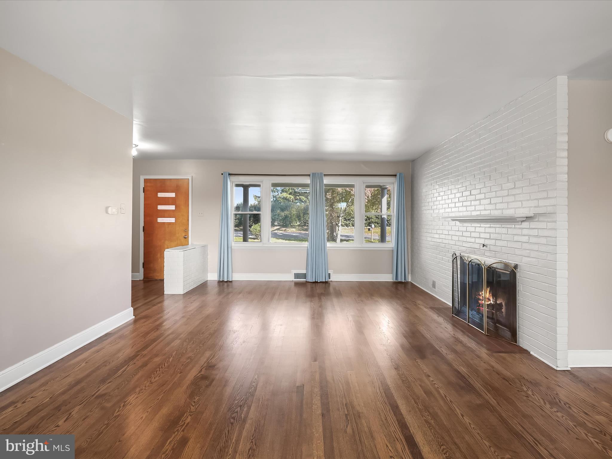 FOUNTAIN HEAD - Residential