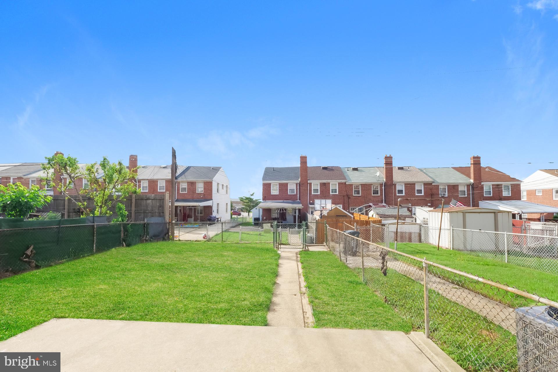 EASTWOOD - Residential Lease