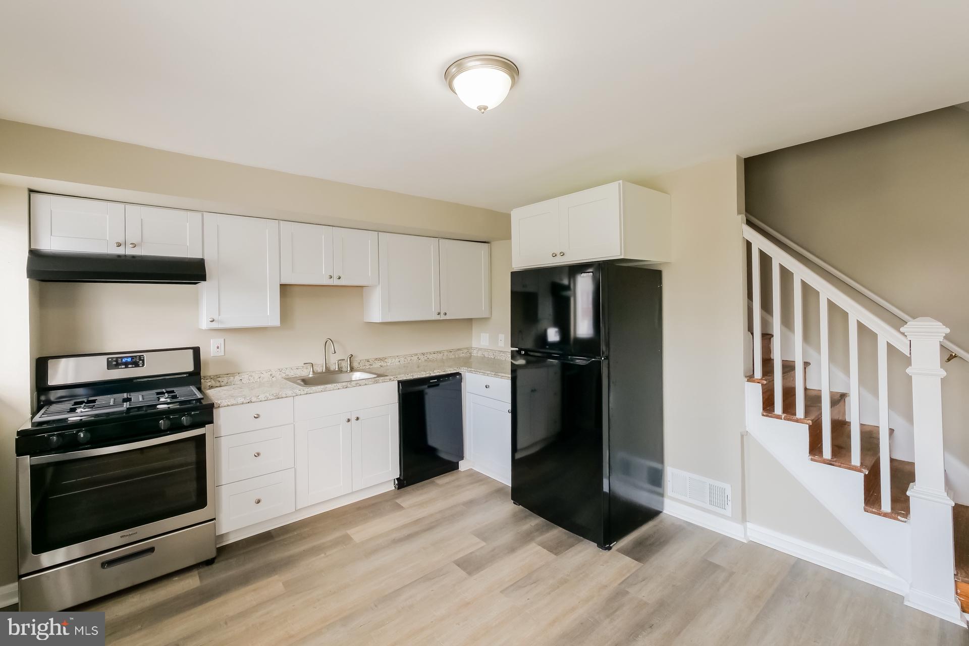 EASTWOOD - Residential Lease