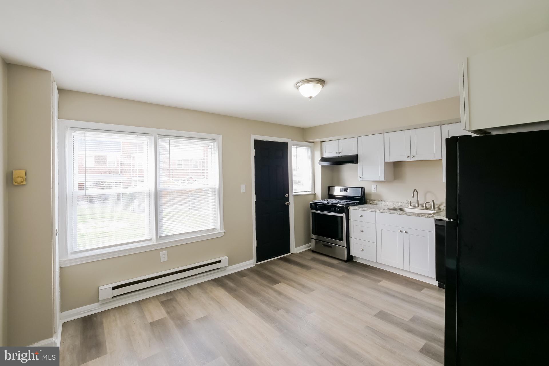 EASTWOOD - Residential Lease