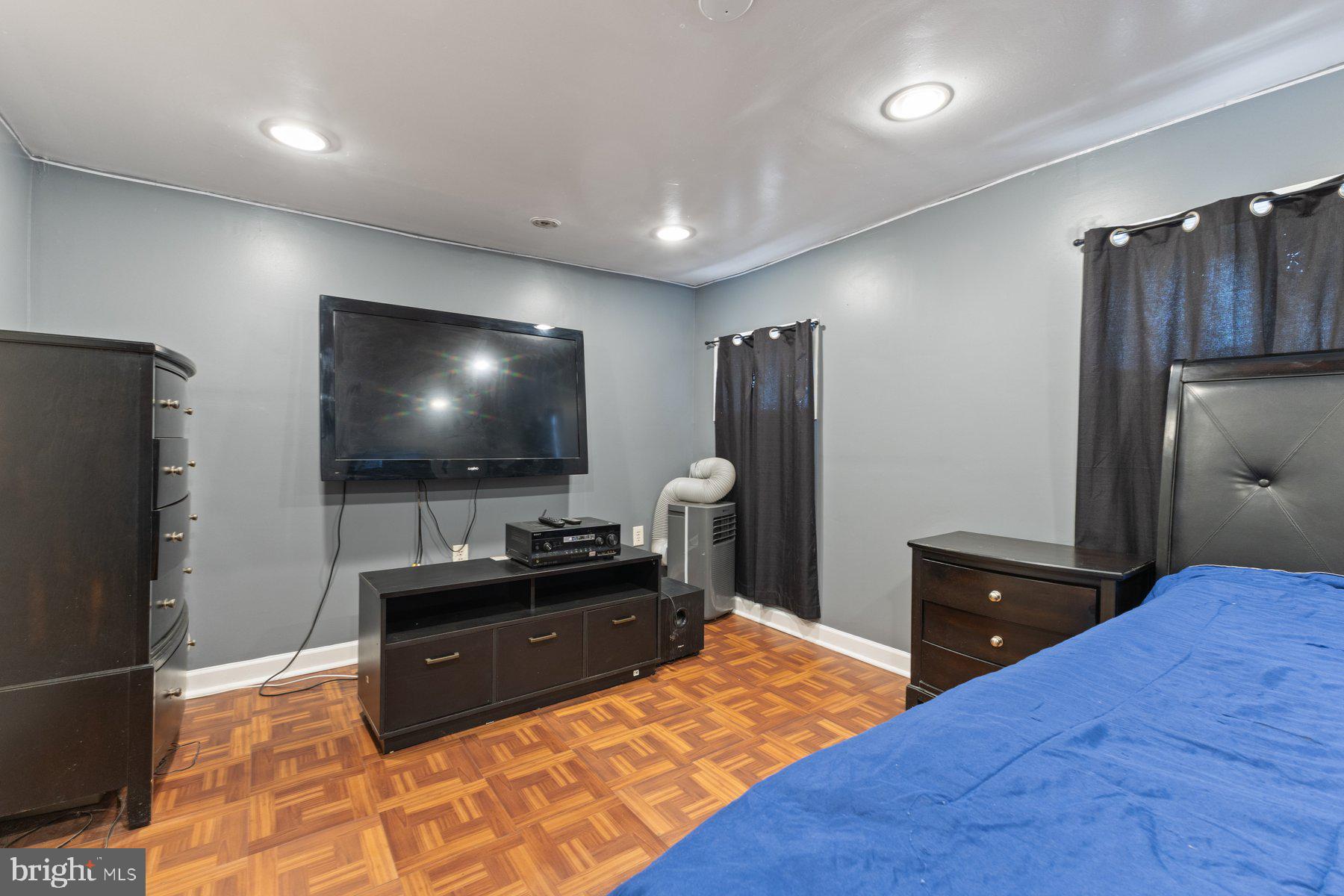 WEST FAIRMOUNT HEIGHTS - Residential