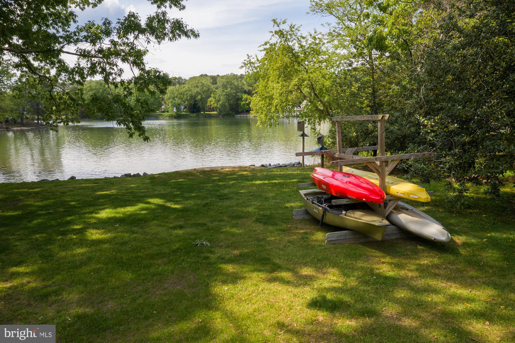 WAVERLY ISLAND ESTATES - Residential