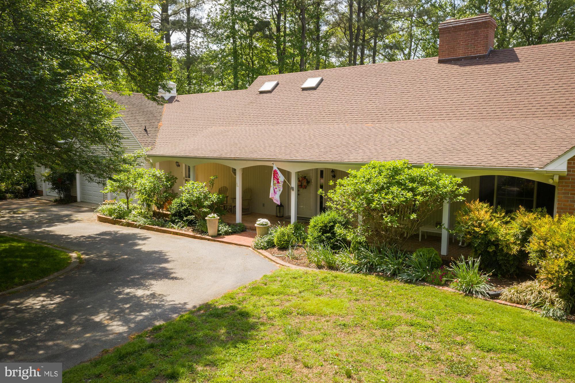 WAVERLY ISLAND ESTATES - Residential