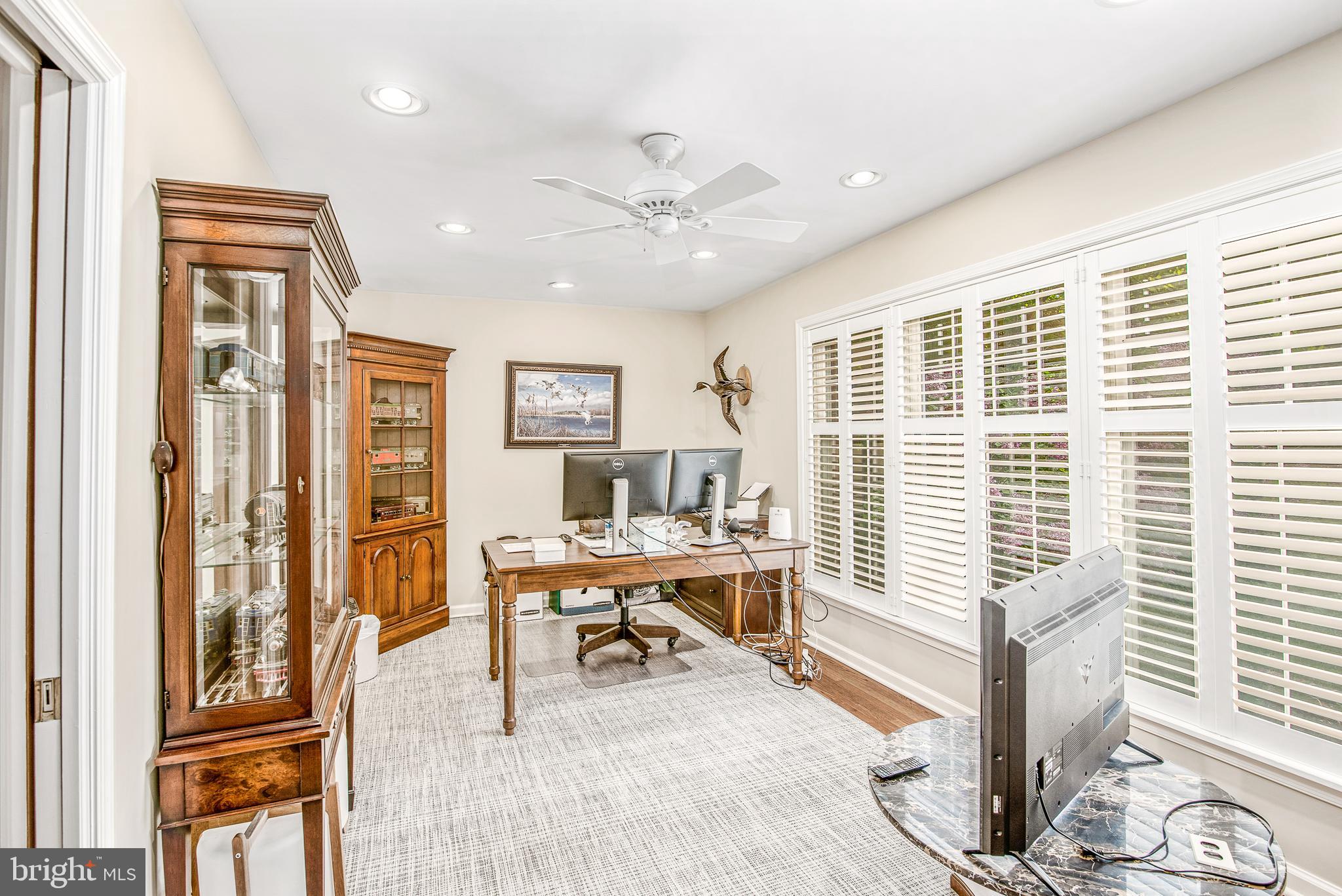 WAVERLY ISLAND ESTATES - Residential