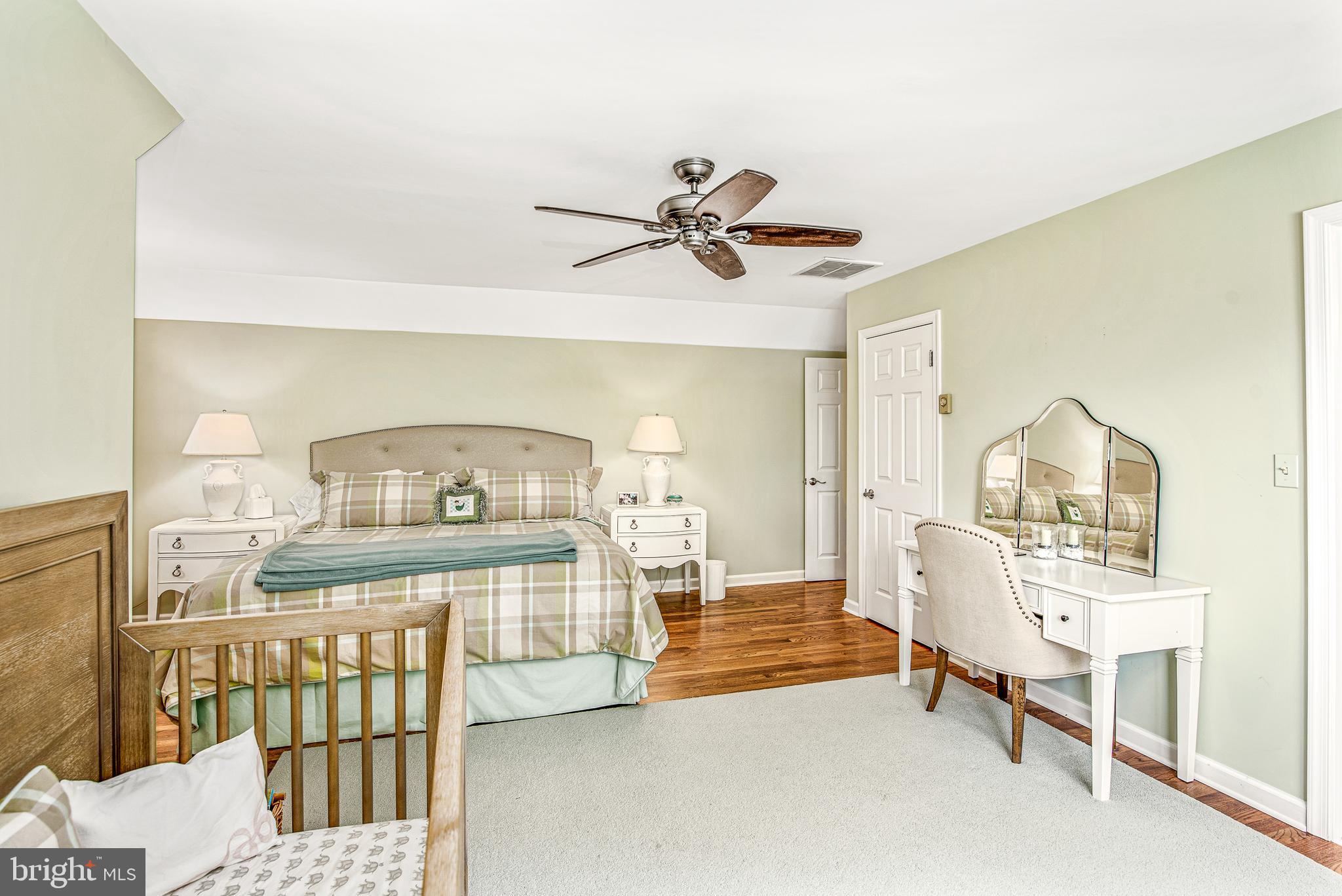 WAVERLY ISLAND ESTATES - Residential