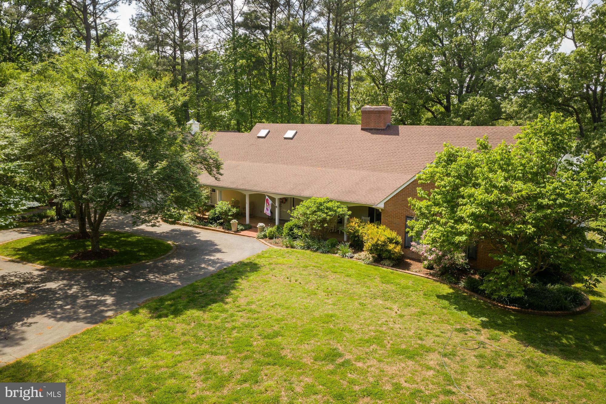 WAVERLY ISLAND ESTATES - Residential