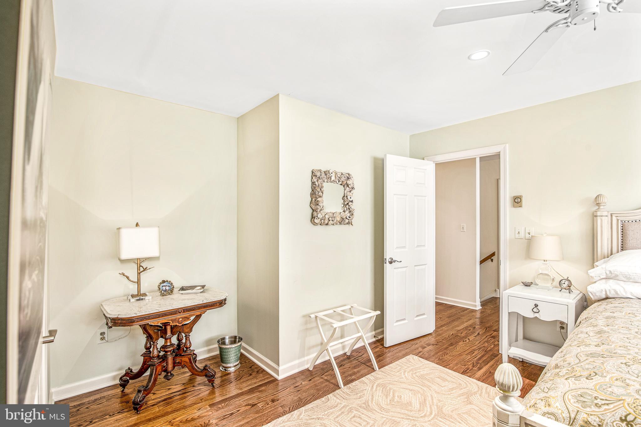 WAVERLY ISLAND ESTATES - Residential