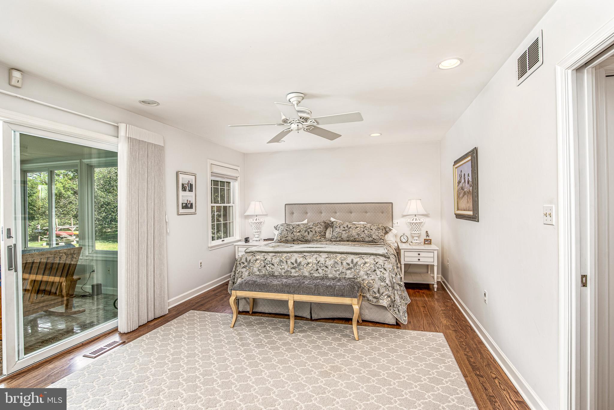 WAVERLY ISLAND ESTATES - Residential