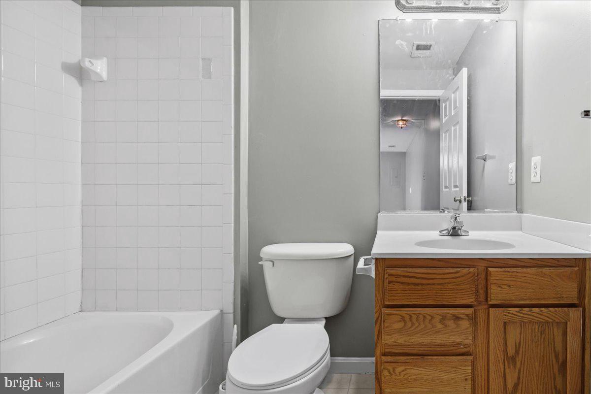 LOCUST HILL - Residential