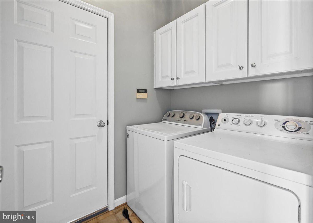 LOCUST HILL - Residential