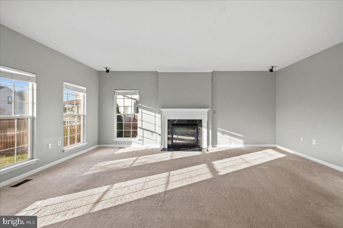 LOCUST HILL - Residential