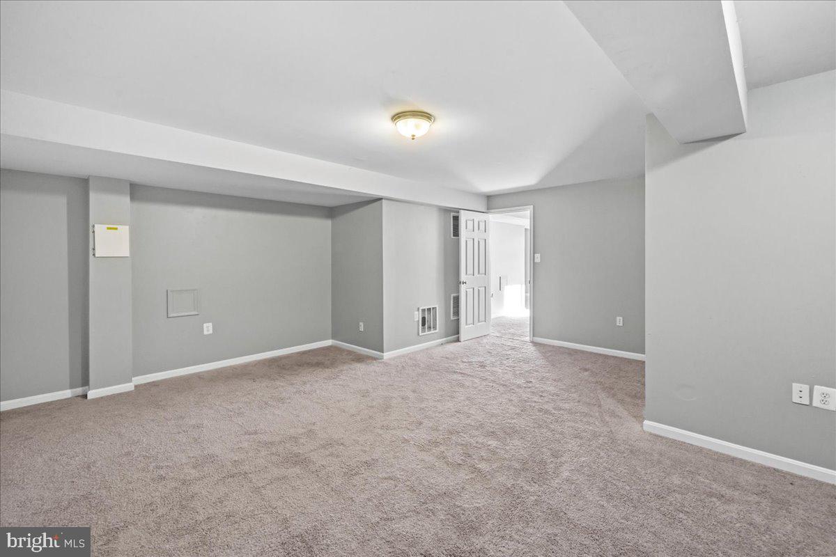 LOCUST HILL - Residential