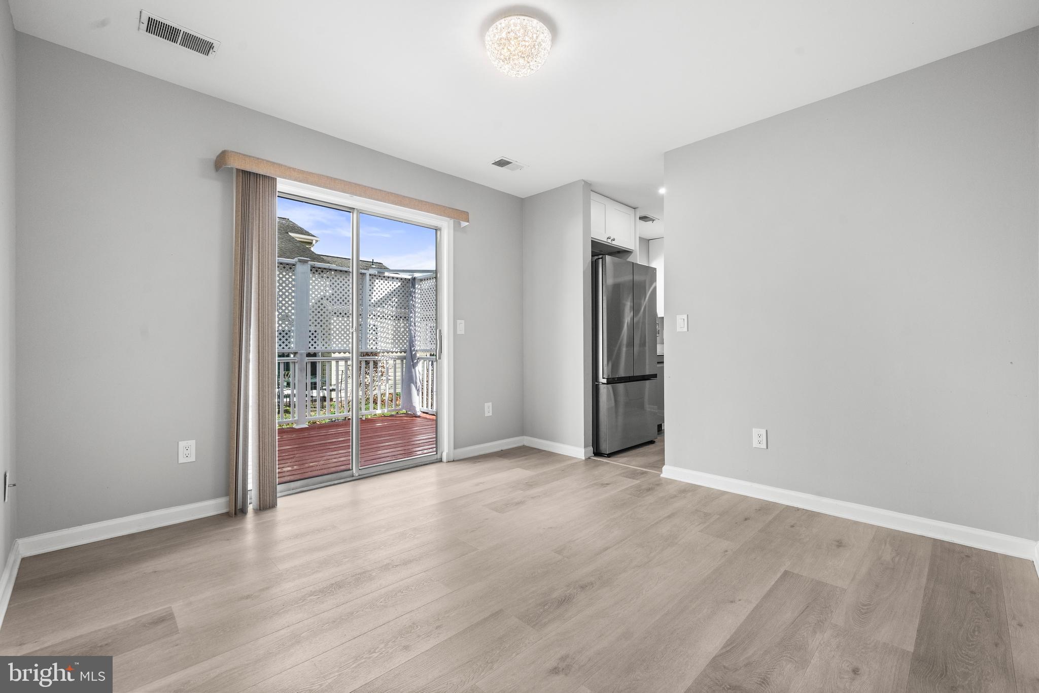 FRANKLIN FARM - Residential