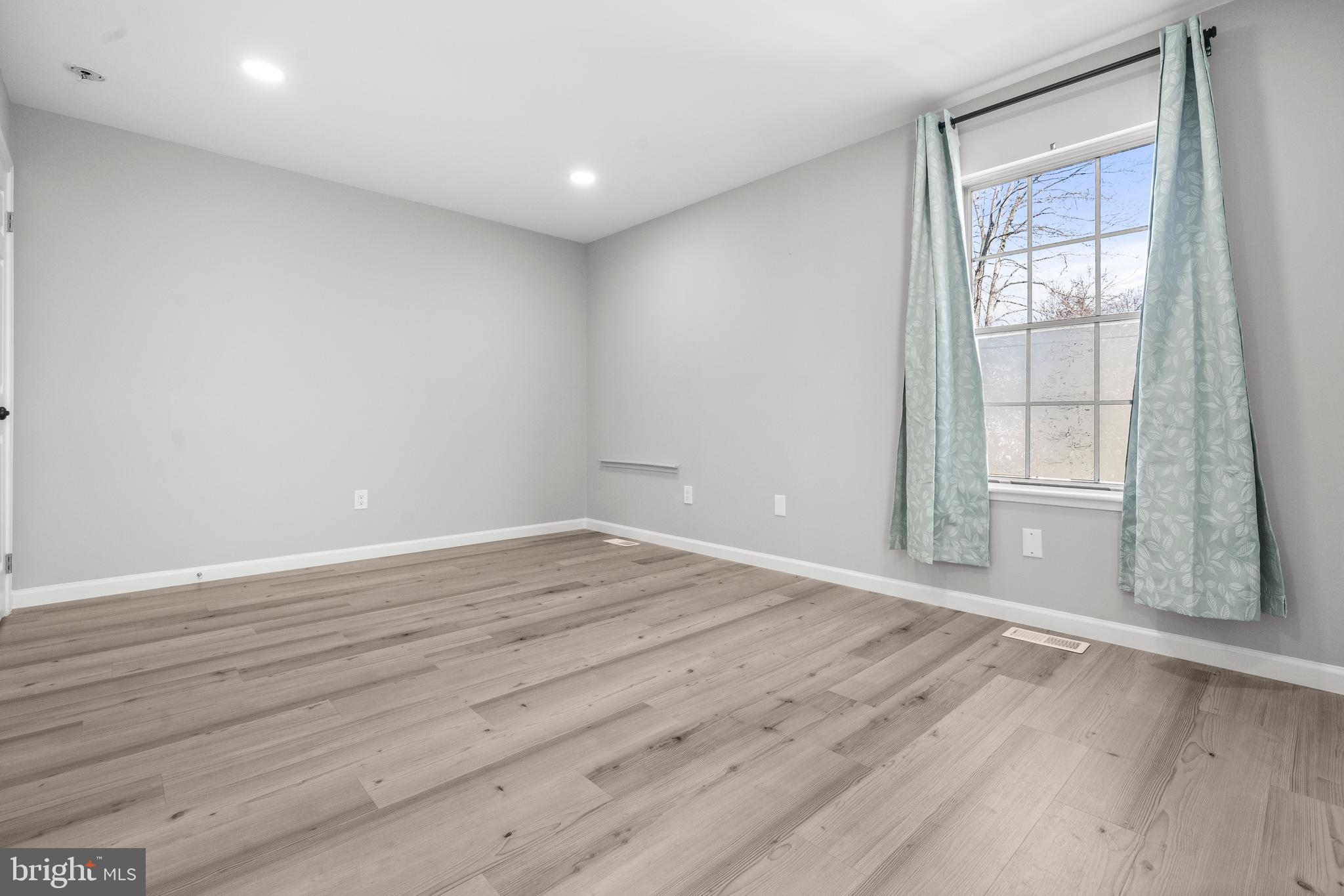 FRANKLIN FARM - Residential