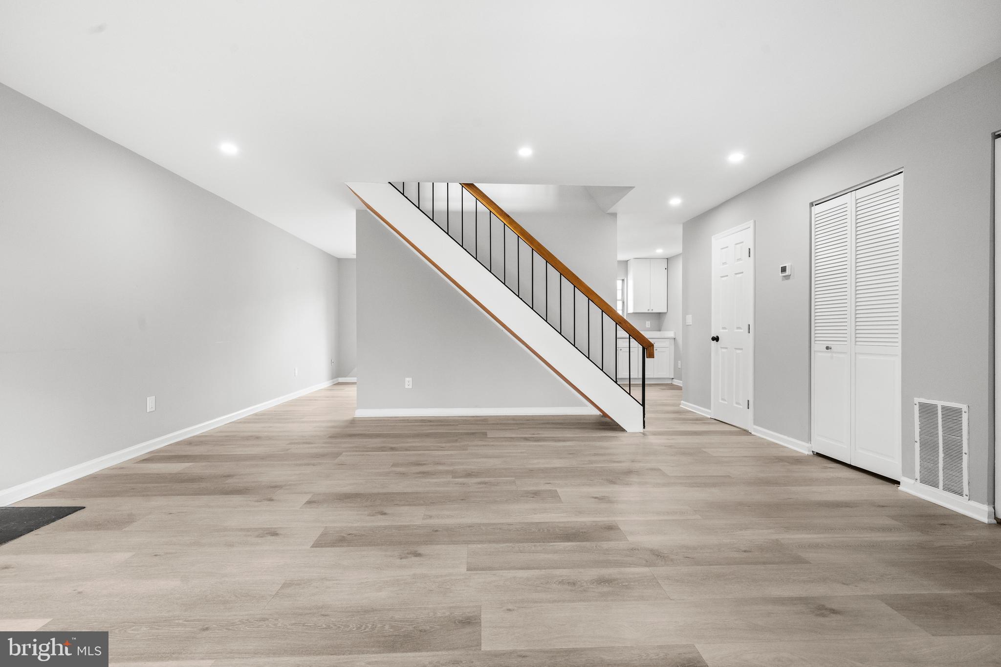 FRANKLIN FARM - Residential