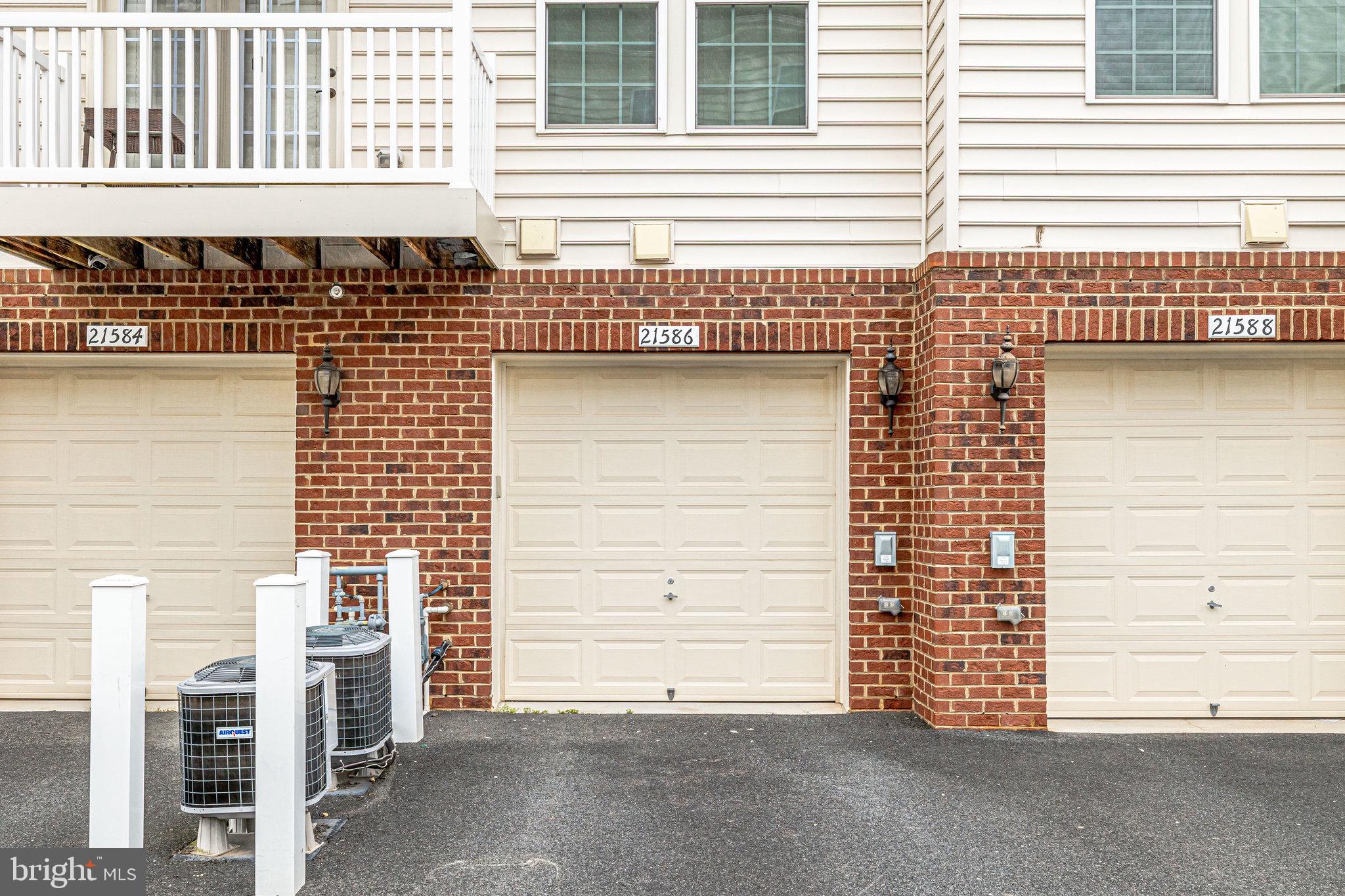 MORLEY CORNER - Residential