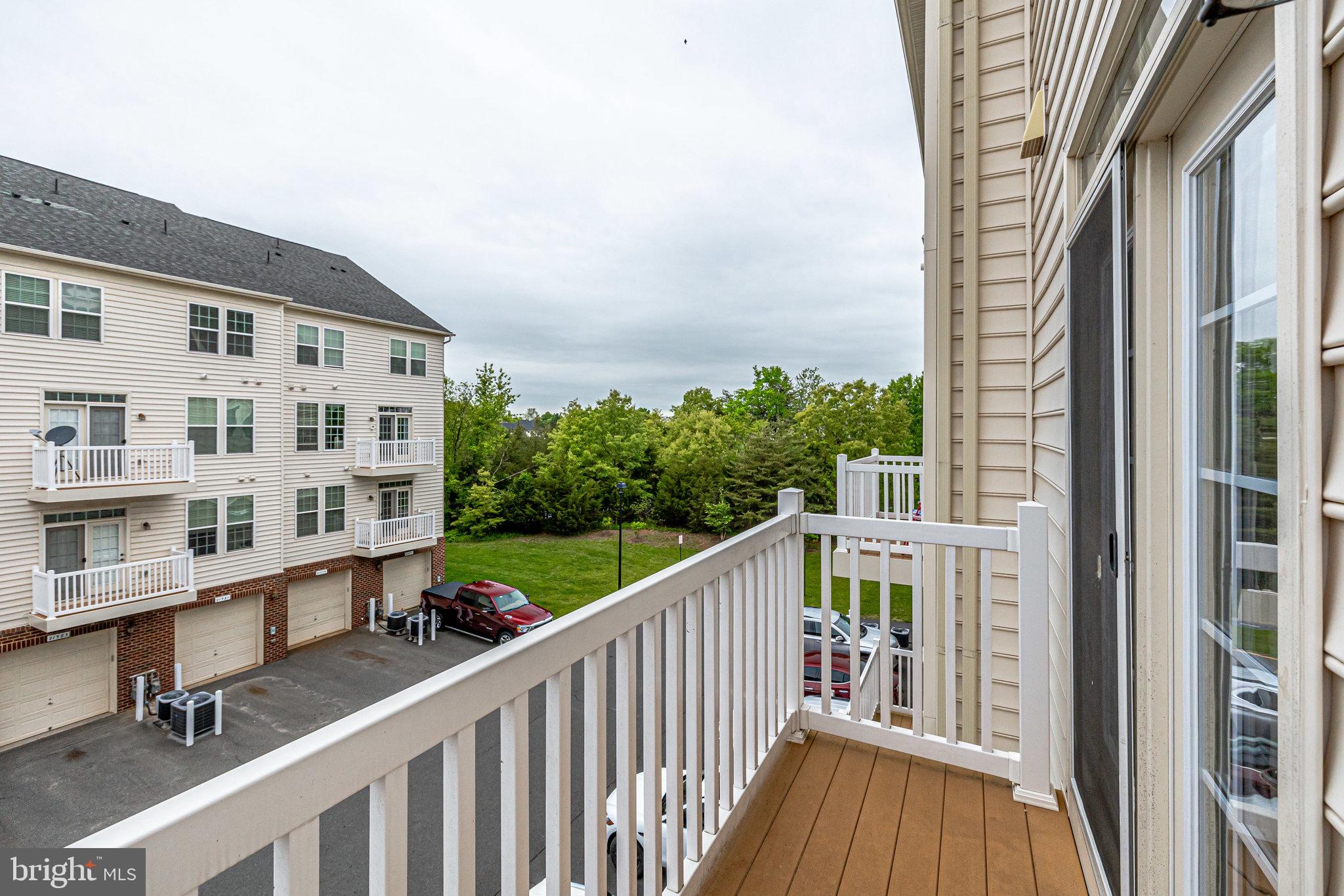 MORLEY CORNER - Residential