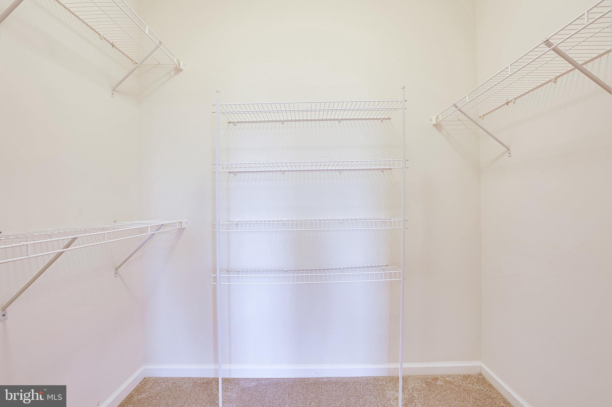 MORLEY CORNER - Residential