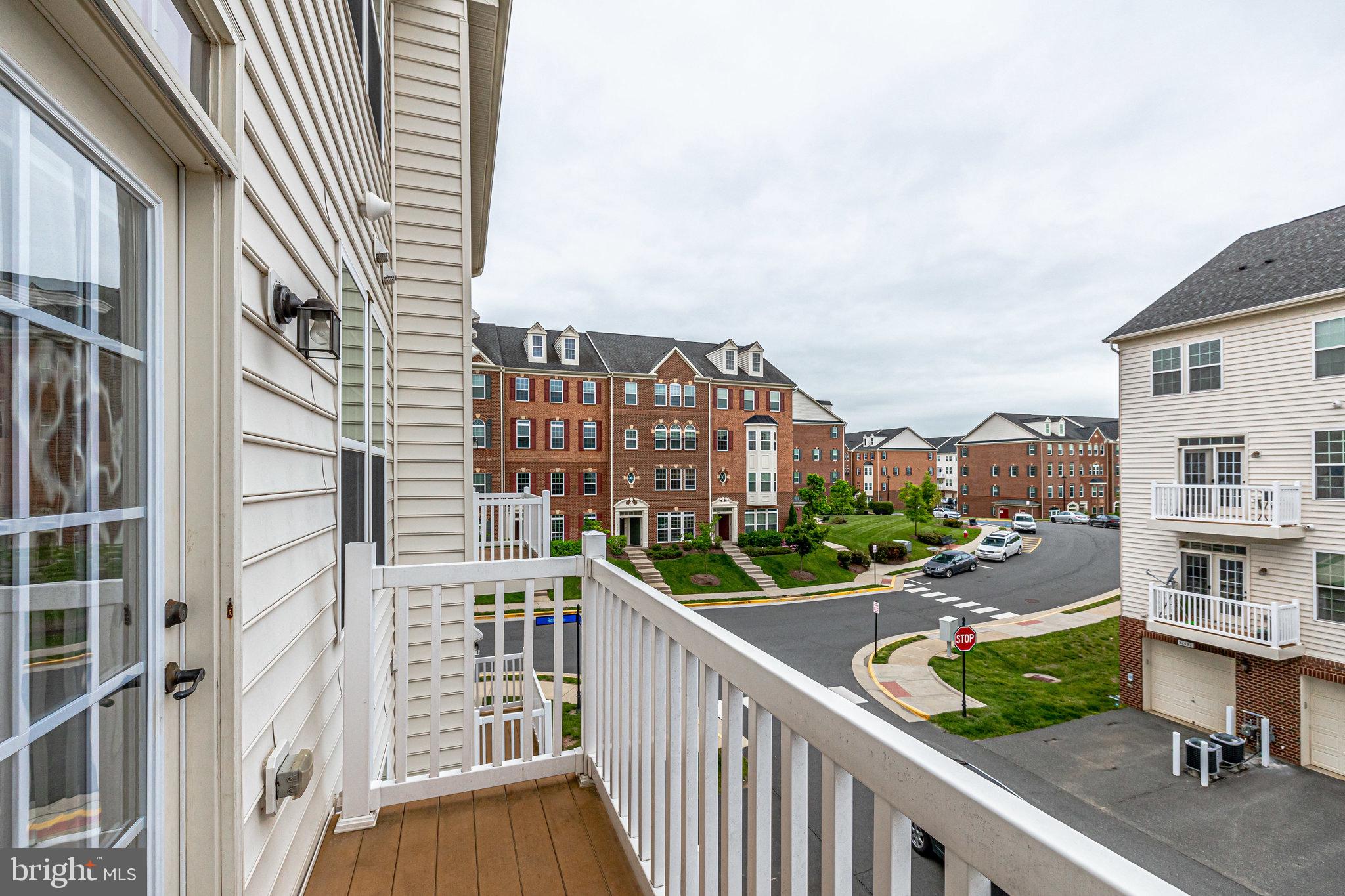 MORLEY CORNER - Residential