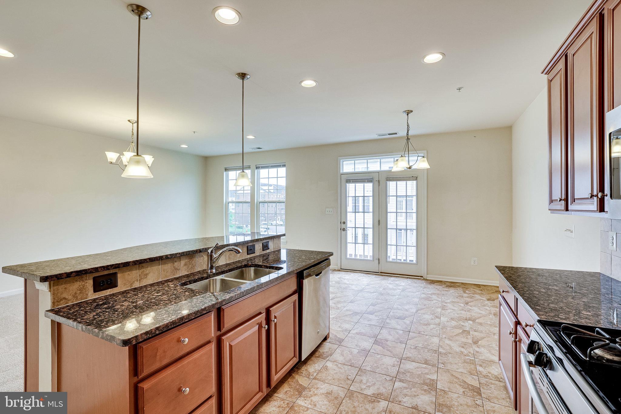 MORLEY CORNER - Residential