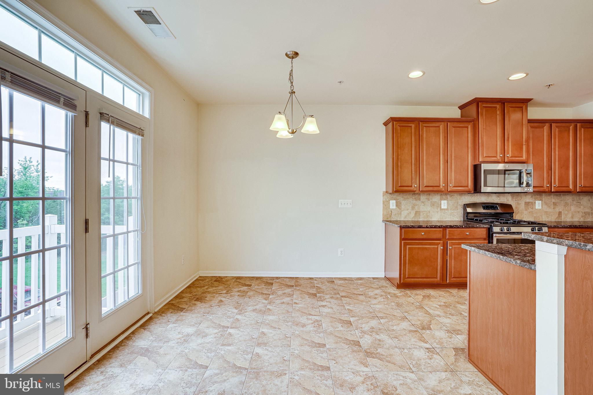 MORLEY CORNER - Residential