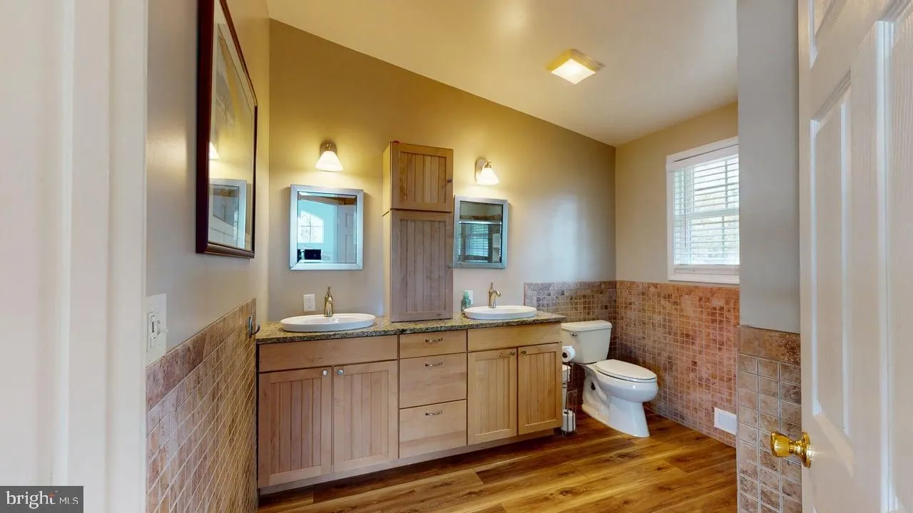 Lutherville Timonium, Maryland 21093, United States, 4 Bedrooms Bedrooms, ,3 BathroomsBathrooms,Residential,Pending,108446