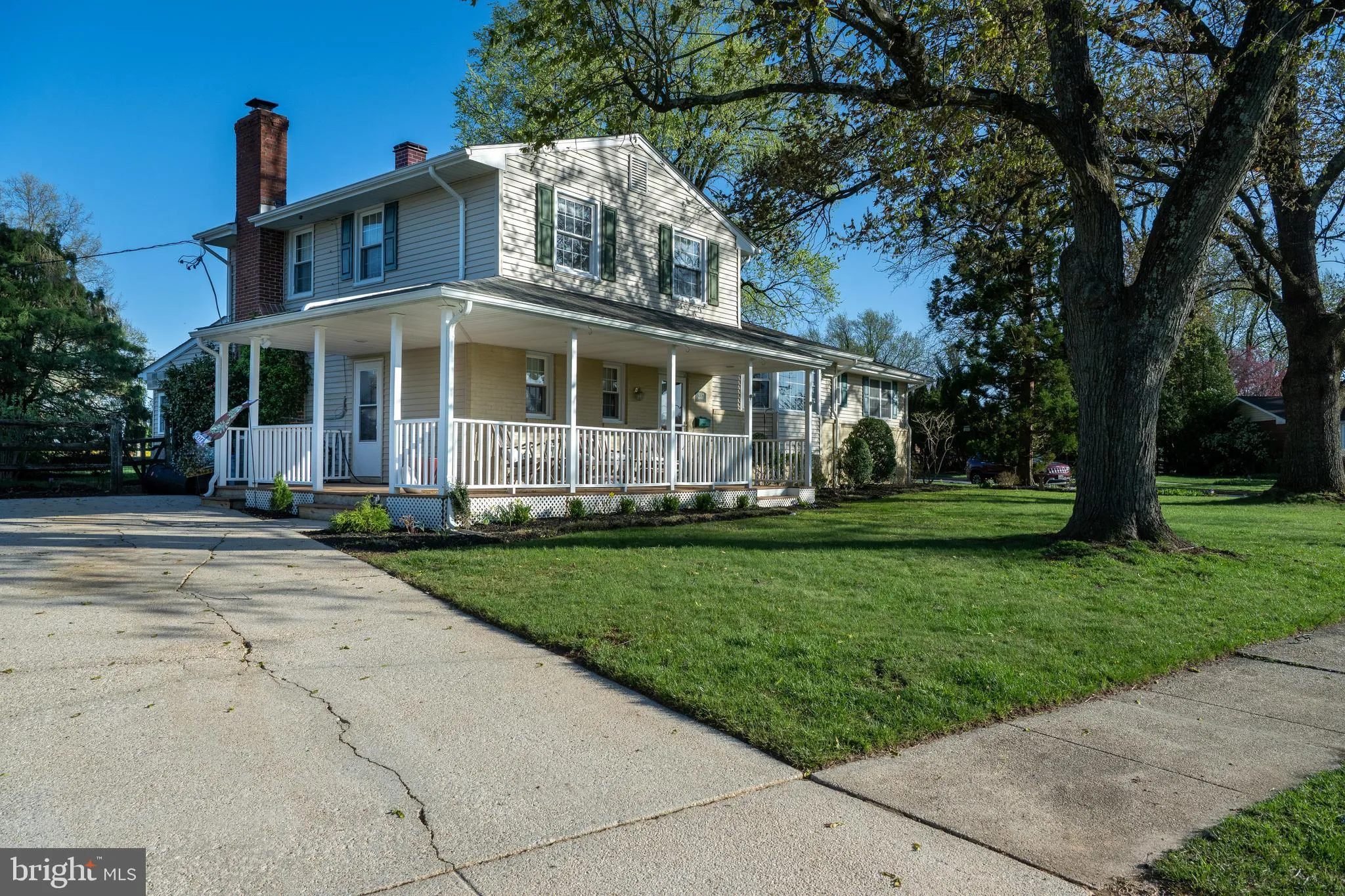 Lutherville Timonium, Maryland 21093, United States, 4 Bedrooms Bedrooms, ,3 BathroomsBathrooms,Residential,Pending,108446