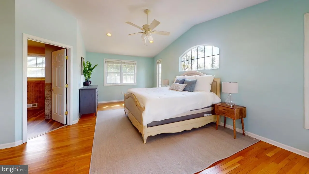 Lutherville Timonium, Maryland 21093, United States, 4 Bedrooms Bedrooms, ,3 BathroomsBathrooms,Residential,Pending,108446