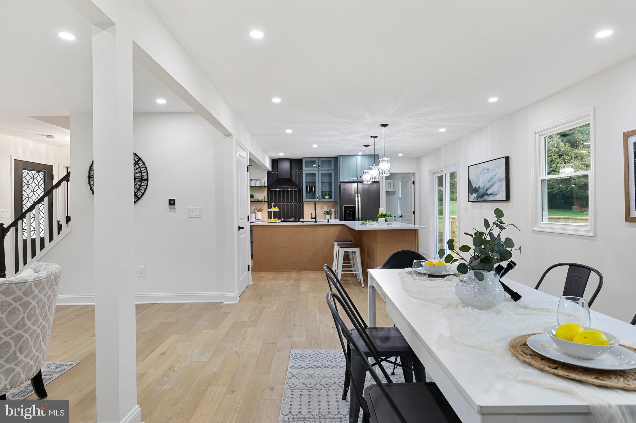 FALLS ESTATES - Residential